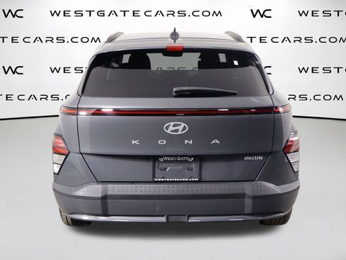Used 2024 Hyundai Kona SEL FWD image 4