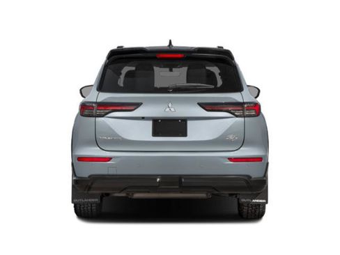 Used 2025 Mitsubishi Outlander AWD image 5