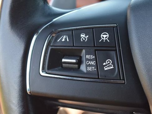 Used 2018 Maserati Levante GranLusso AWD/4WD image 32