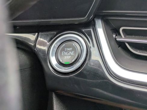 Used 2024 Chevrolet Trax RS image 23