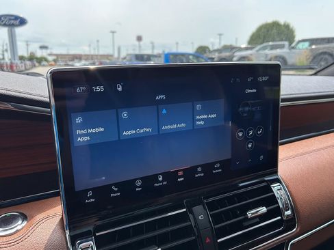 Used 2022 Lincoln Navigator L Reserve AWD/4WD image 31
