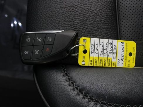 Used 2023 GMC Yukon Denali image 8