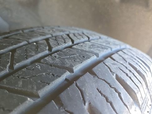 Used 2024 Chrysler Pacifica Touring-L image 42