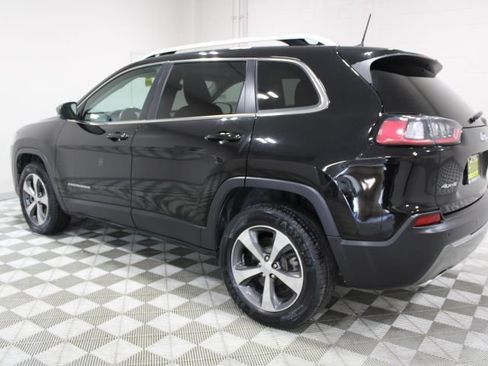 Used 2019 Jeep Cherokee Limited AWD/4WD image 8