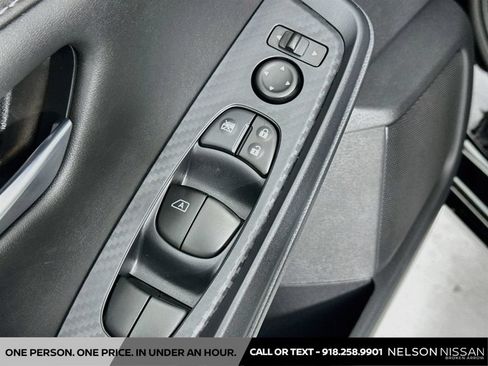 Certified 2025 Nissan Sentra SV FWD image 17