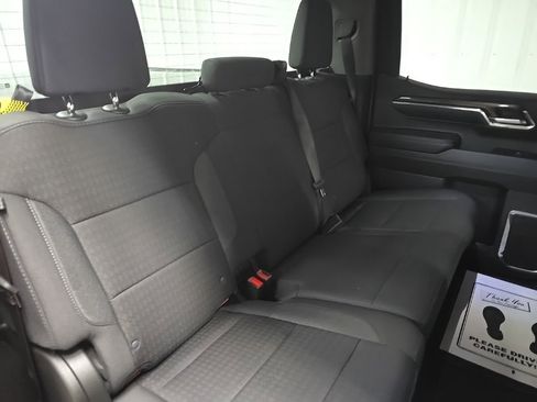 Used 2024 Chevrolet Silverado 1500 LT image 16