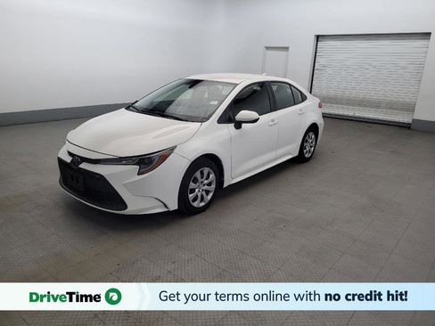 Used 2021 Toyota Corolla LE FWD image 1