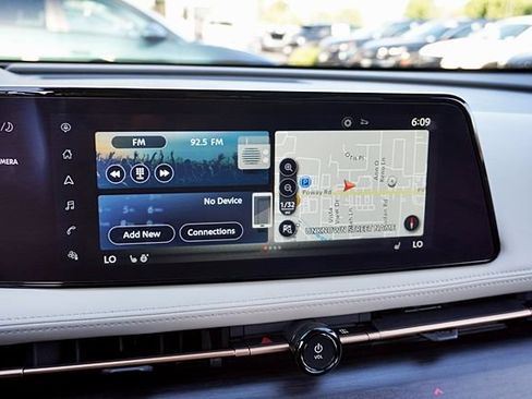 Used 2024 Nissan Ariya AWD image 25