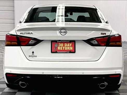New 2025 Nissan Altima 2.5 SR w/ SR Premium Package image 4