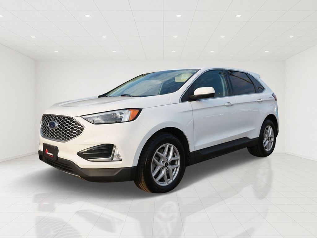Used 2024 Ford Edge SEL w/ Convenience Package AWD/4WD image 2