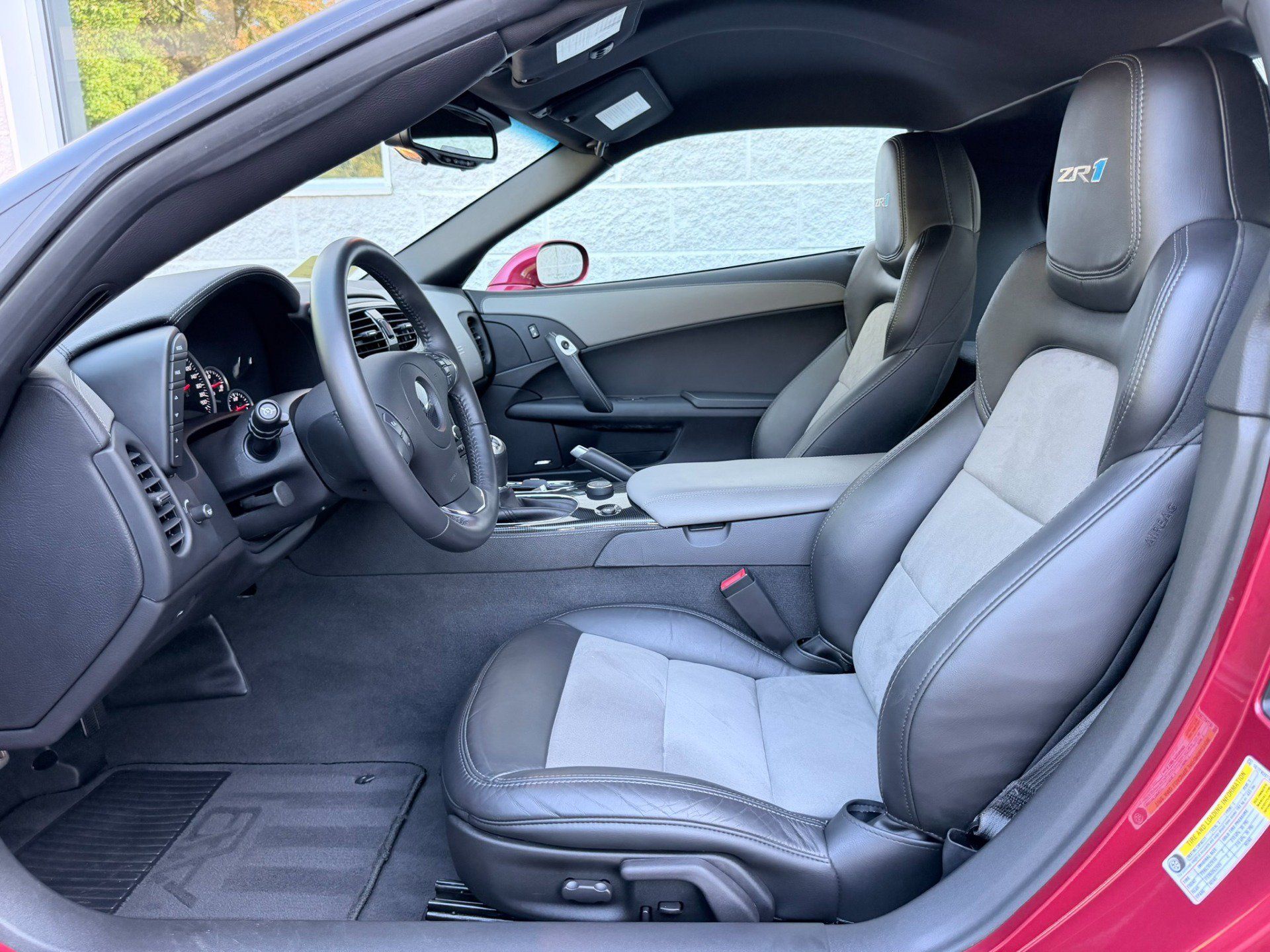 Used 2013 Chevrolet Corvette ZR1 w/ 3ZR Preferred Equipment Group RWD image 33