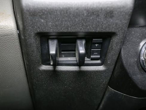 Used 2017 Ford F550 4x4 Regular Cab Super Duty image 21