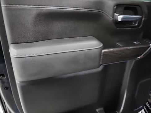 Used 2022 Chevrolet Silverado 1500 LTZ w/ LTZ Premium Package image 10