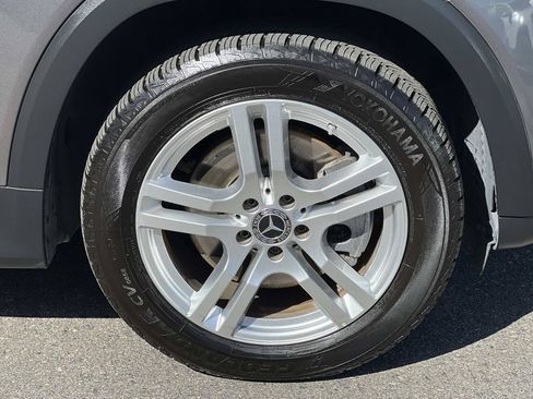 Used 2022 Mercedes-Benz GLB 250 4MATIC image 29