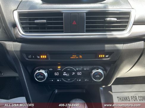 Used 2017 MAZDA MAZDA3 Grand Touring w/ Premium Equipment Package FWD image 39