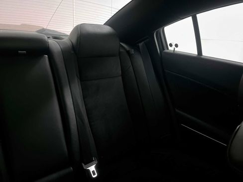 Used 2018 Dodge Charger R/T Scat Pack w/ Dynamics Package RWD image 14