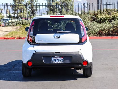 Used 2016 Kia Soul FWD image 6