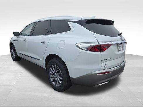 Used 2022 Buick Enclave Essence w/ Trailering Package, 5000 lbs. AWD/4WD image 3