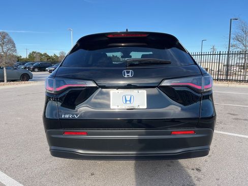 Certified 2026 Honda HR-V LX image 5