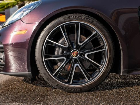 Used 2021 Porsche Panamera image 7