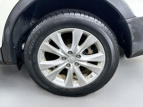 Used 2014 Toyota RAV4 Limited image 30