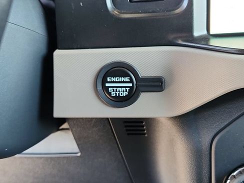 Used 2023 Ford Bronco Wildtrak AWD/4WD image 25
