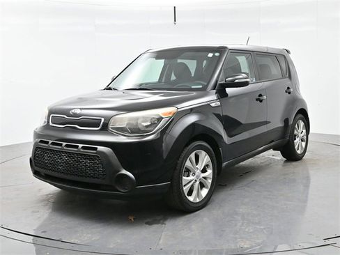 Used 2014 Kia Soul + image 3