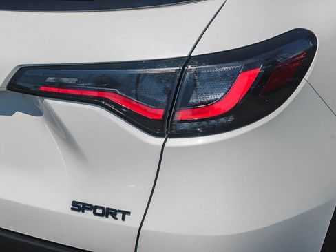 Used 2025 Honda HR-V Sport image 10