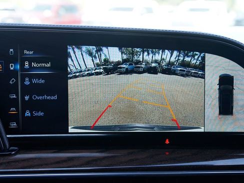 Used 2022 Cadillac Escalade Sport Platinum w/ LPO, ONYX Package AWD/4WD image 40