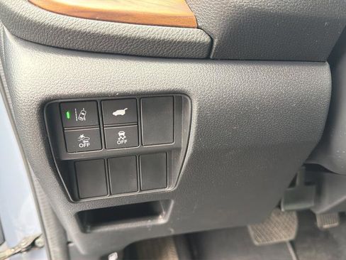 Used 2022 Honda CR-V Touring image 18