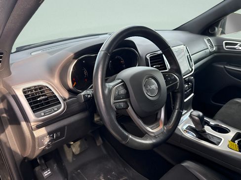 Used 2021 Jeep Grand Cherokee Laredo X AWD/4WD image 16