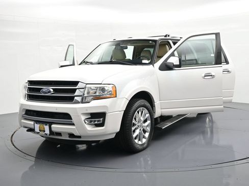 Used 2015 Ford Expedition EL Limited w/ Equipment Group 301A AWD/4WD image 26