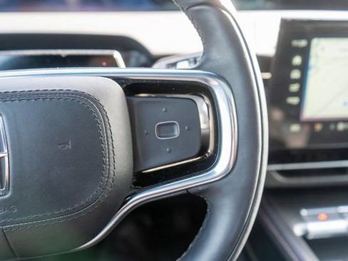 Used 2024 Lincoln Nautilus Reserve w/ Equipment Group 203A image 35