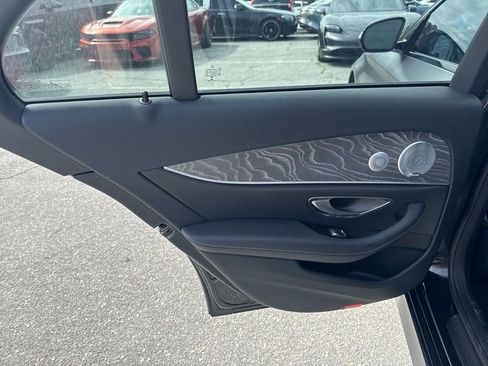 Used 2021 Mercedes-Benz E 350 4MATIC Sedan image 28