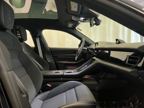 Certified 2025 Porsche Taycan image 16