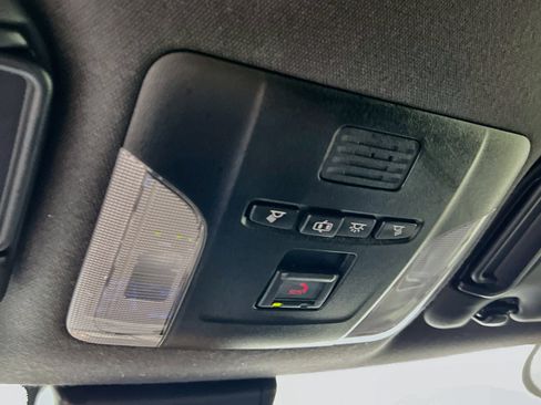 Used 2022 Toyota Corolla SE FWD image 20