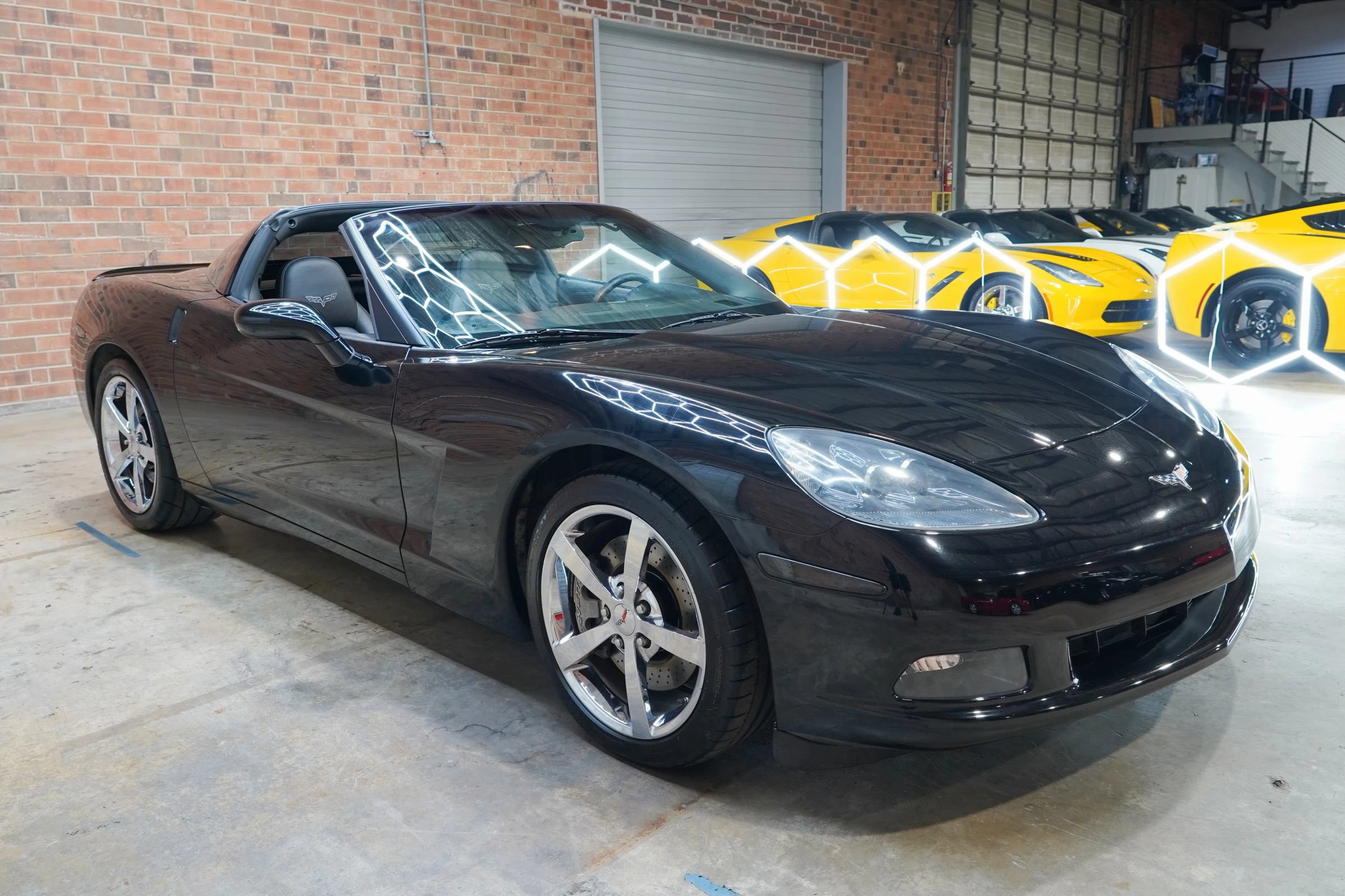 Used 2010 Chevrolet Corvette Coupe w/ Preferred Equipment Group RWD image 33