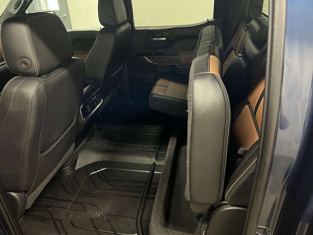 Used 2021 Chevrolet Silverado 1500 High Country w/ Safety Package II AWD/4WD image 42