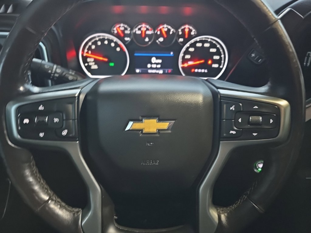 Used 2019 Chevrolet Silverado 1500 LT w/ All-Star Edition AWD/4WD image 18
