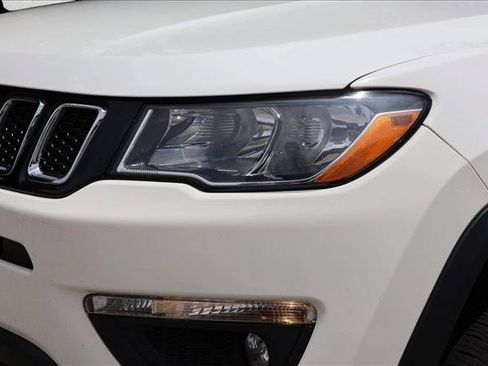 Used 2021 Jeep Compass Latitude w/ Driver Assistance Group AWD/4WD image 10