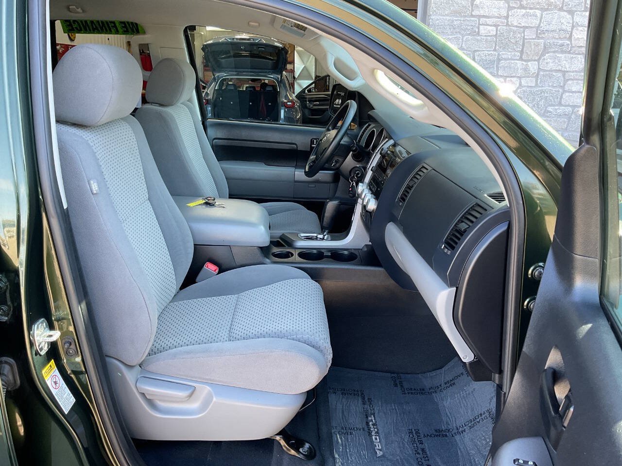 Used 2013 Toyota Tundra 4x4 Double Cab w/ TRD Off-Road Pkg image 35