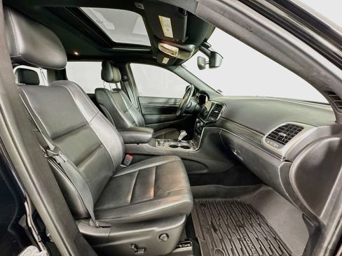 Used 2021 Jeep Grand Cherokee Limited AWD/4WD image 32