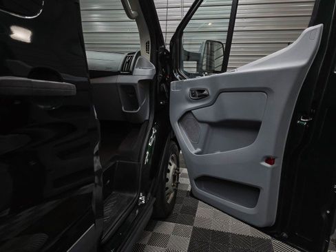 Used 2018 Ford Transit 350 XLT RWD image 32