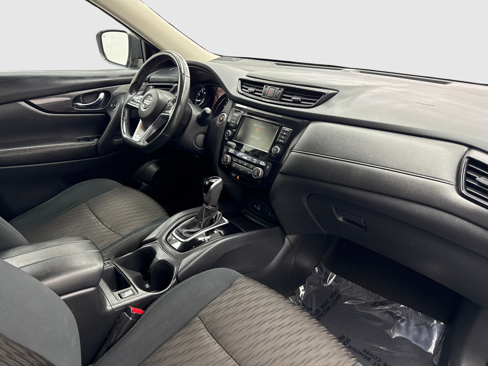 Used 2018 Nissan Rogue SV AWD/4WD image 39