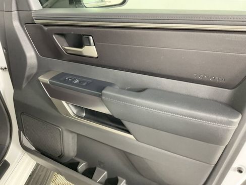 Certified 2025 Toyota Sequoia SR5 image 27