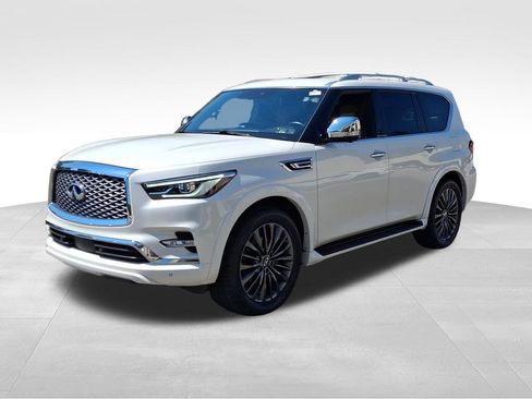 Used 2024 INFINITI QX80 Sensory w/ All-Season Package AWD/4WD image 3