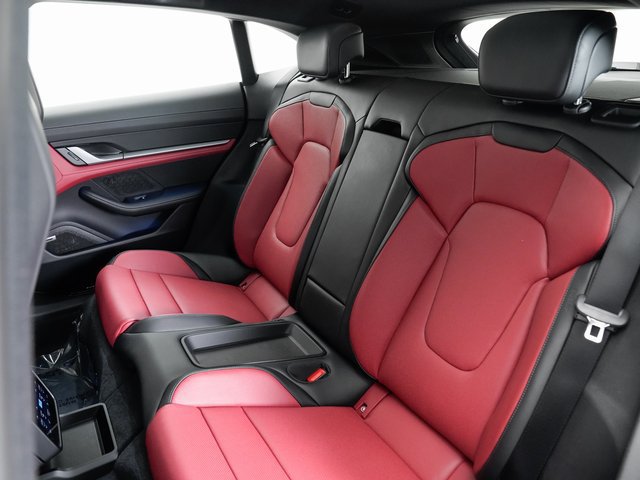 Used 2025 Porsche Taycan 4S AWD/4WD image 25