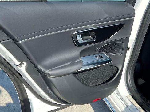 Used 2025 Mercedes-Benz E 350 Sedan image 22