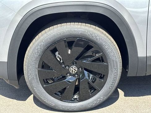 New 2026 Volkswagen Atlas Cross Sport SE AWD/4WD image 22