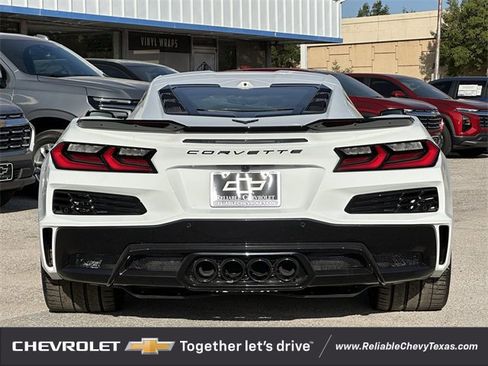 New 2025 Chevrolet Corvette Z06 image 5